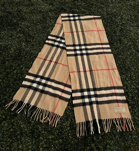 burberry scarf comes in box or tube|burberry scarves on sale online.